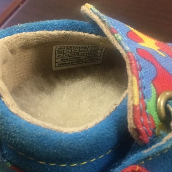Rare super cute Ugg’s baby shoe size 0/1 month - Picture 7 of 7
